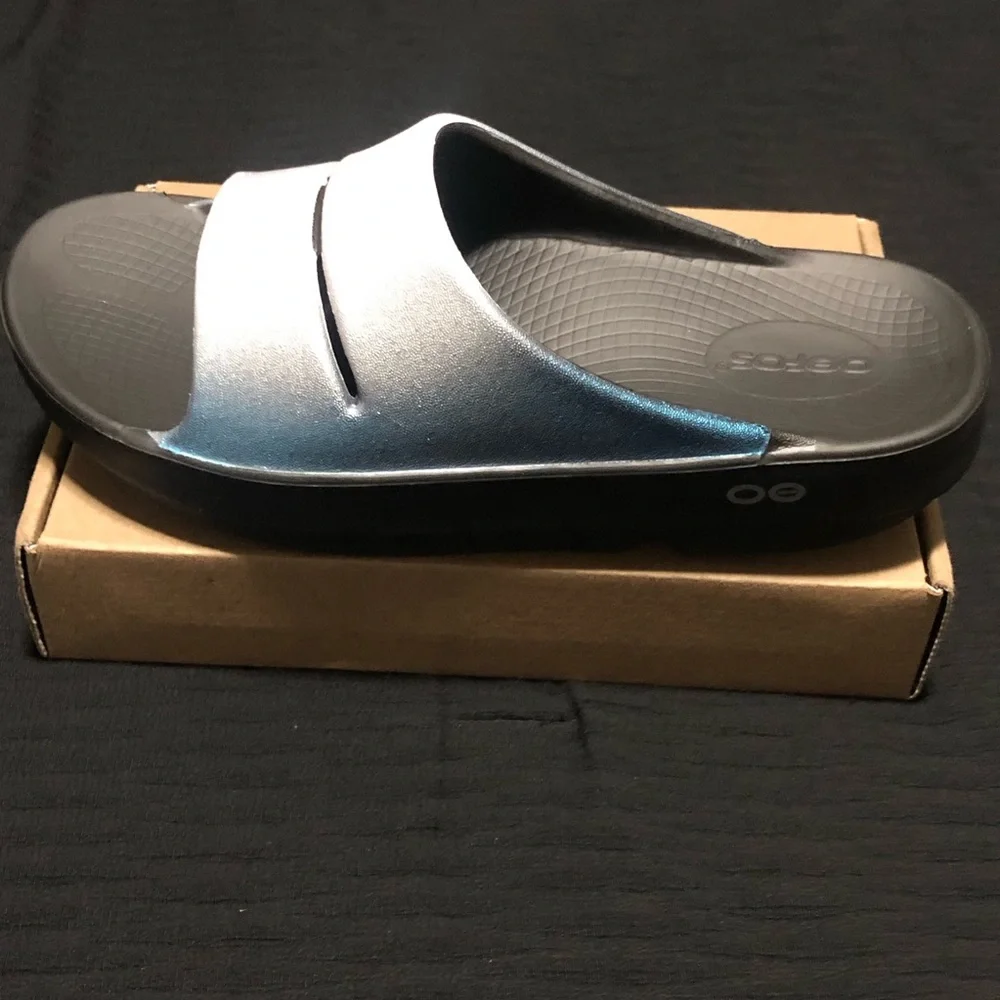 Oofos Unisex OOahh Sport Recovery Slide Sandals Sizes Men's M6/Women's W8 Gray